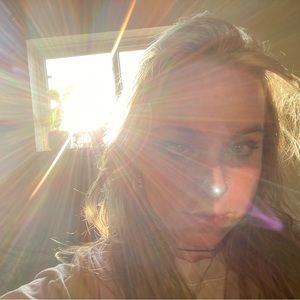 Meet your Posher, Faye